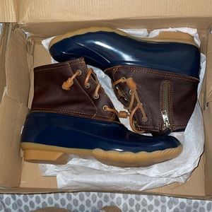 Brand new/ Never worn Sperry duck boots